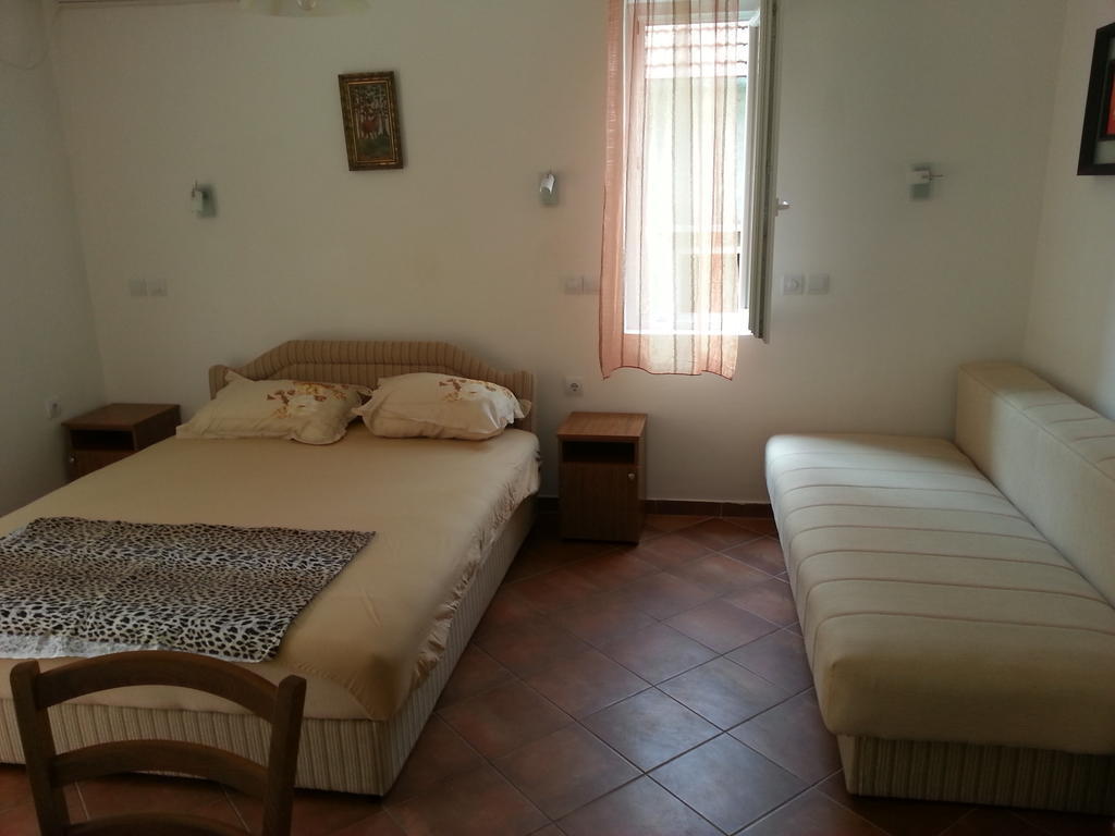 Apartments Montenegro Risan Cuckovic Стая снимка