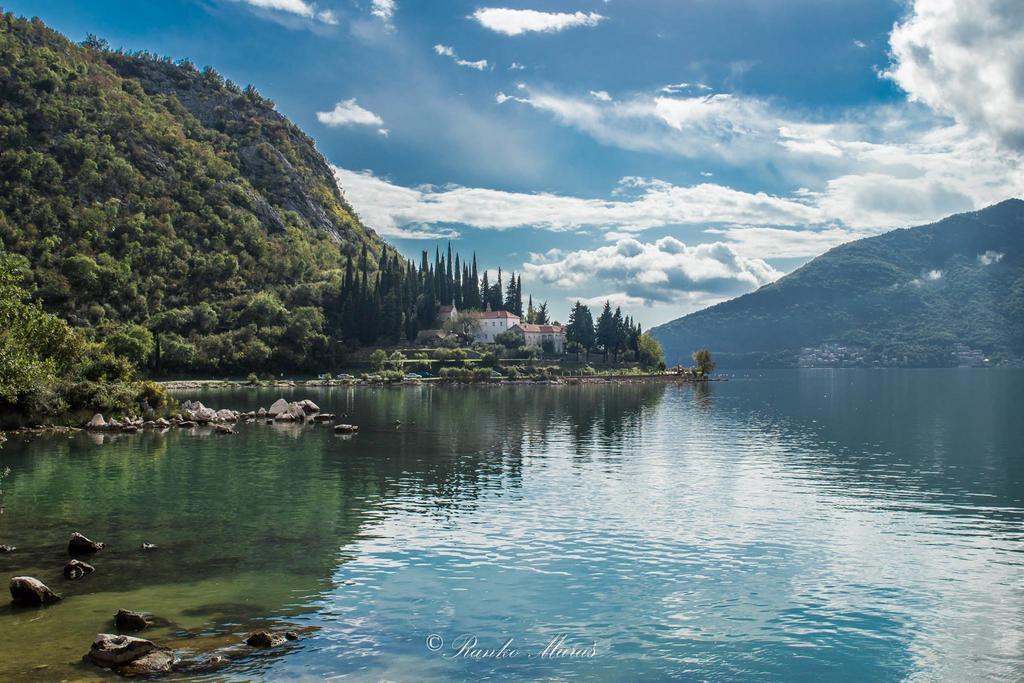 Apartments Montenegro Risan Cuckovic Екстериор снимка