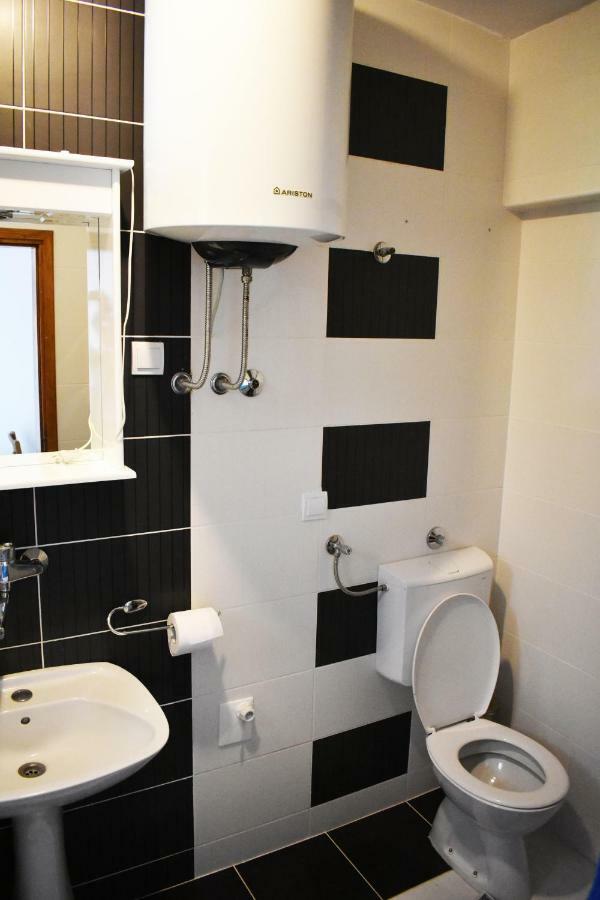 Apartments Montenegro Risan Cuckovic Екстериор снимка